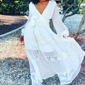 SEXY WHITE FLOWY SUMMER DRESS